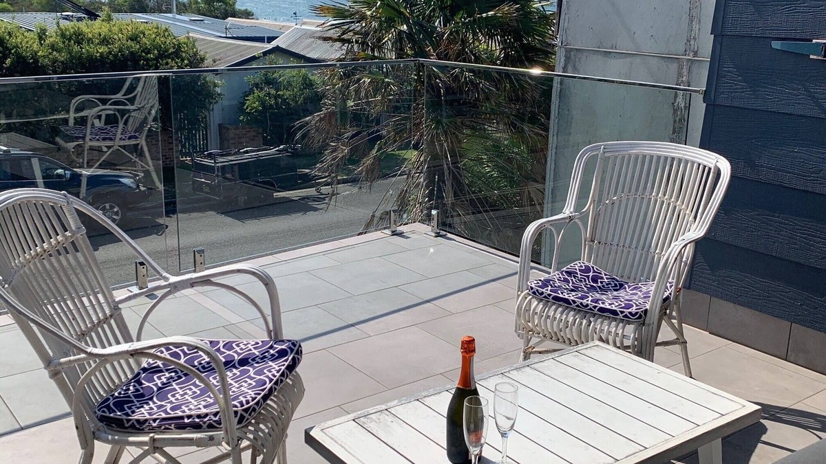 Currarong House | Old Spice Beach House - Great view, sleepy location, perfect for families