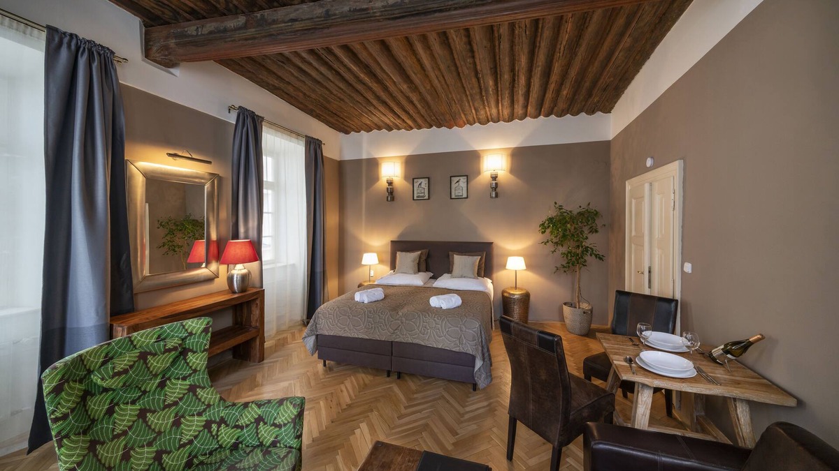 Stare Mesto Apartment | OLD TOWN - 1 BEDROOM MICHALSKA max 4 pers