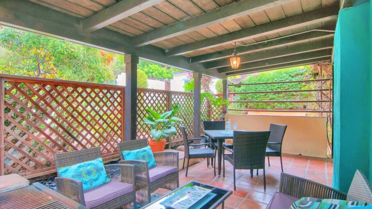 Old Town House | Old Town 1BR Short Drive to Downtown & Beaches 4.5