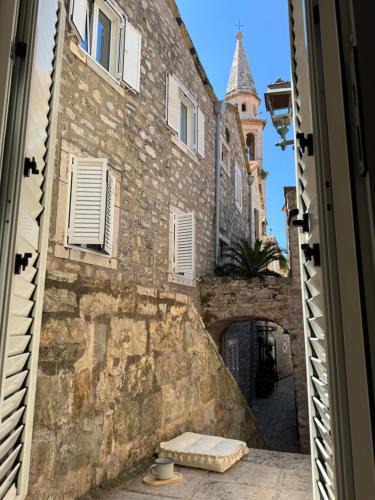 Old Town Apartment | Old Town Apartment MARTIN