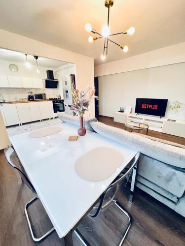 Targoviste Apartment | Old Town Cozy Apartment