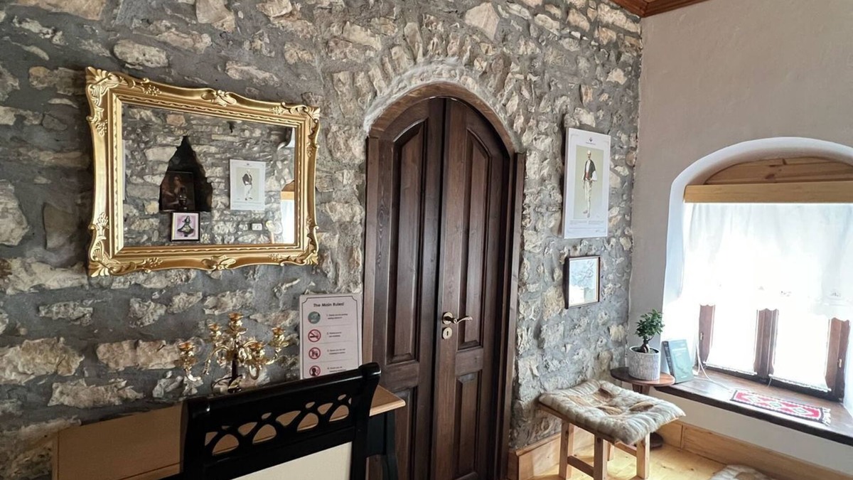 Berat House | Old Town Guesthouse Guri