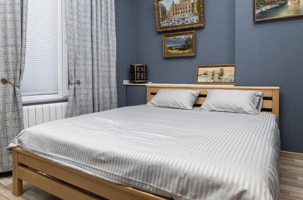 Avlabari Apartment | Old Town Italian Courtyard