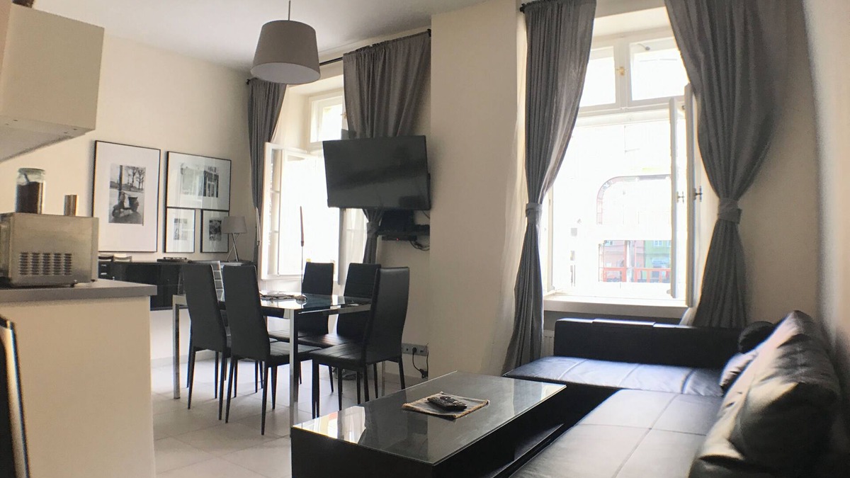 Wroclaw Old Town Apartment | Old Town Market Sqr. View-Self Check in 24h-VAT incl.
