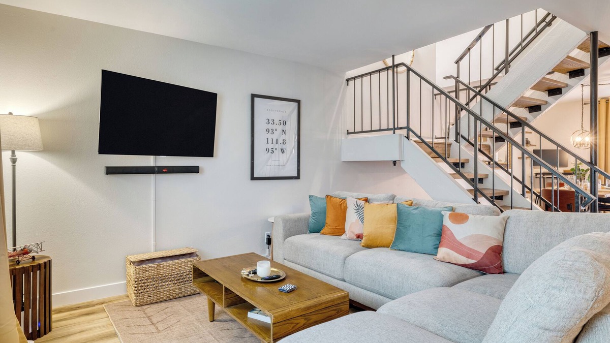 Casa Granada Townhouses House | Old Town Treasure by AvantStay | Central Location