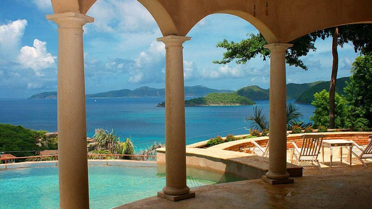 Maho Bay Quarter Villa | Old World Vacation Villa in Peter Bay. North shore beaches in both directions