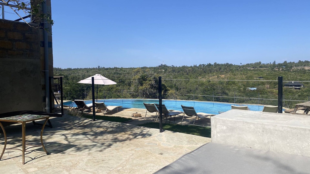 Nanyuki Bed & Breakfast | Ole Samara