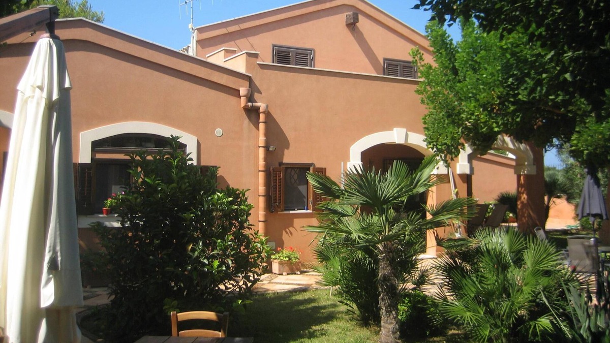 Marsala Villa | Oleander's House....((Campaign, sea, history, culture and tranquility. ...)