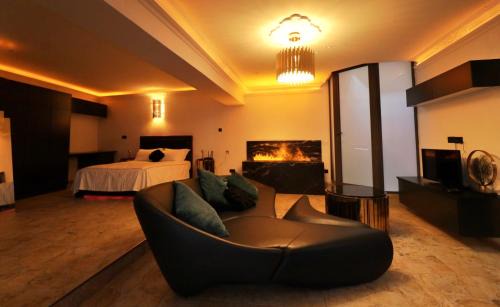 Luqa Apartment | OLGA Luxury Suite I 5 min from airport I central location I traditional village