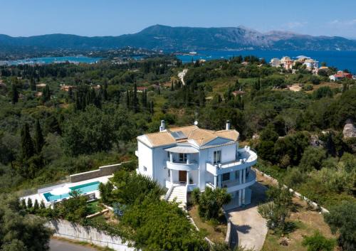 Kontokali Villa | Olgas Luxury Villa, Corfu Greece