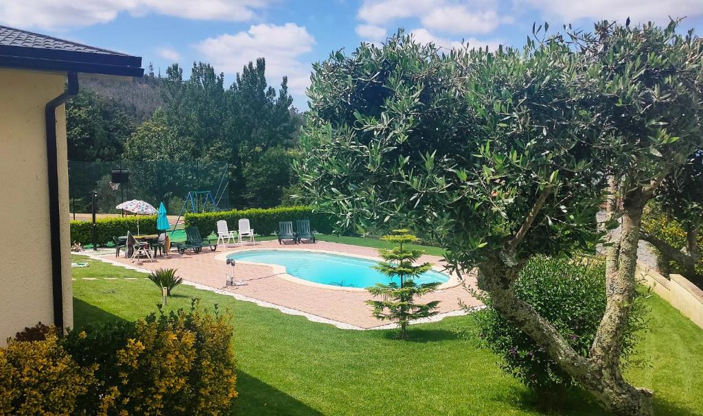 Paredes de Viadores House | Olival House