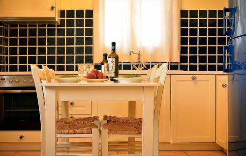 Agkathia Villa | Olive Coast Suites