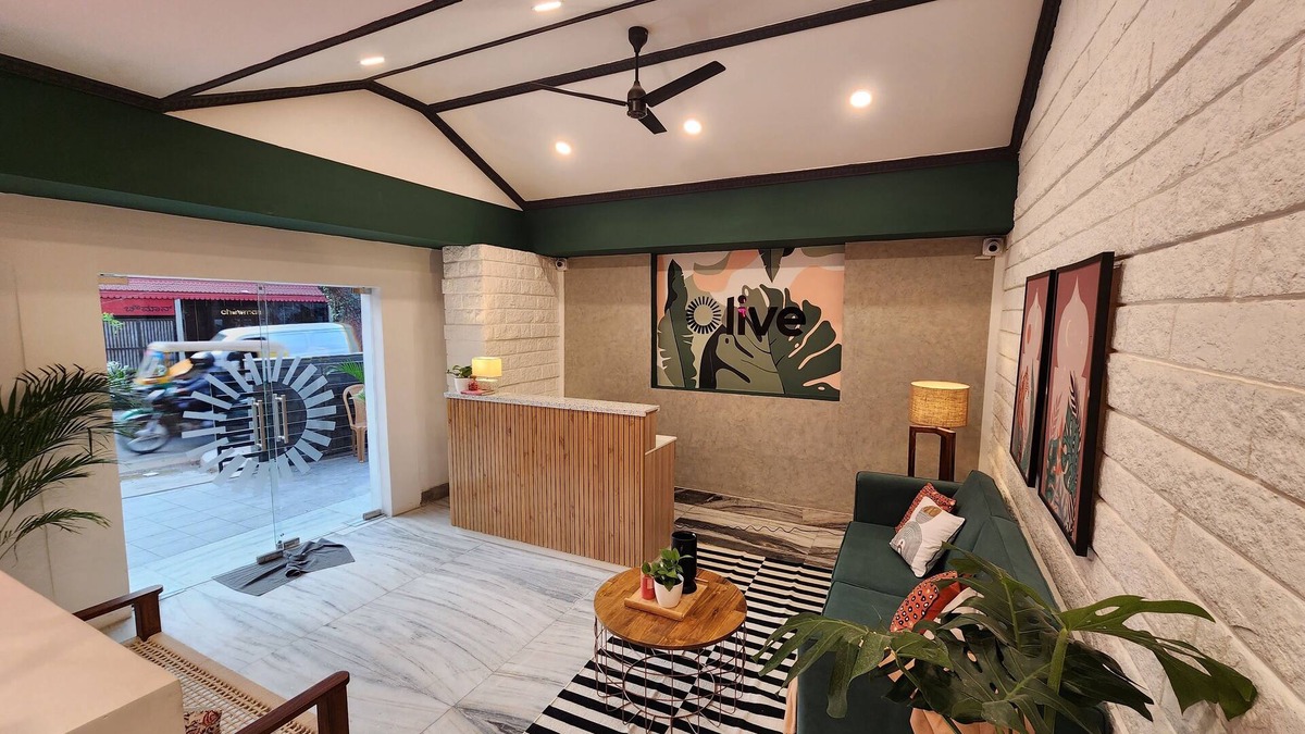 Stage 1 Hotel | Olive Zip Indiranagar Metro by Embassy Group