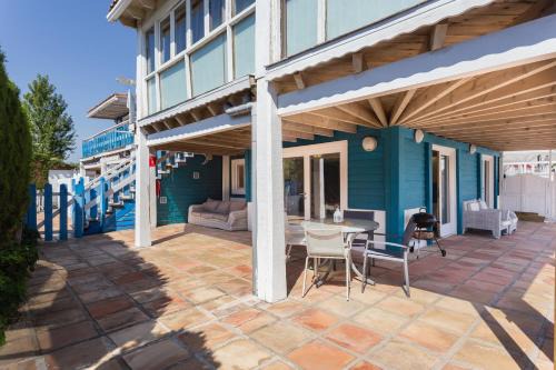 Oliva House | Oliwood Beach - Amadeus
