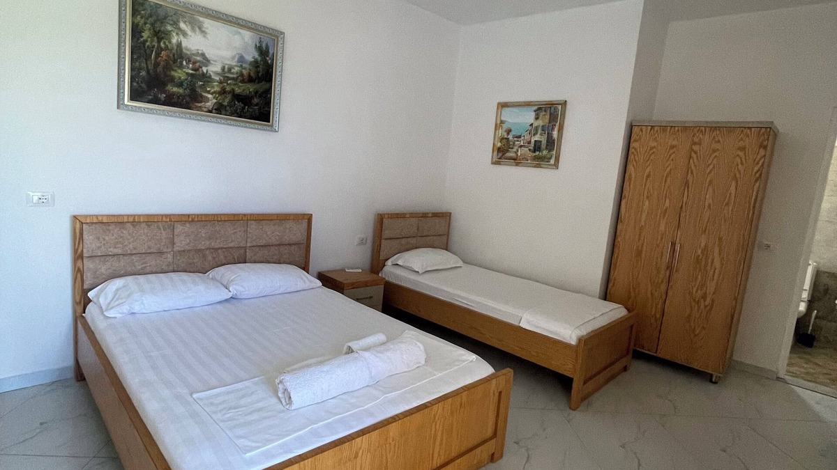 Ksamil Apartment | Olympia Triple Room – Cozy & Central Stay for 3 Guests