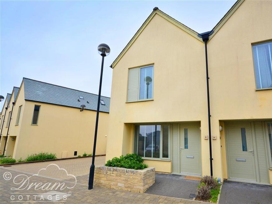 Portland House | Olympic Cottage