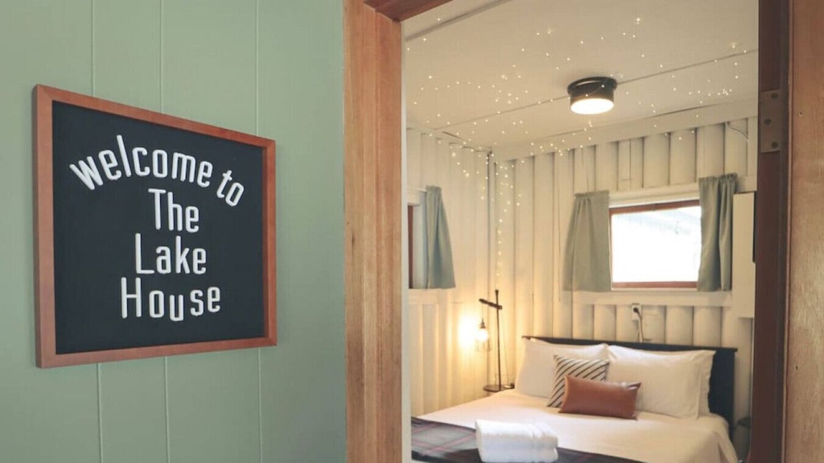 Snug Harbor Cabin | Olympic Panorama Lake House 2BR