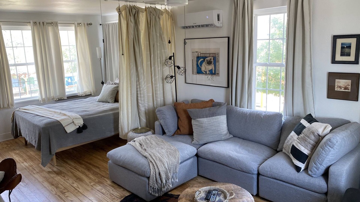 Original Town North House | Oma's House on Orange (Pet Friendly)