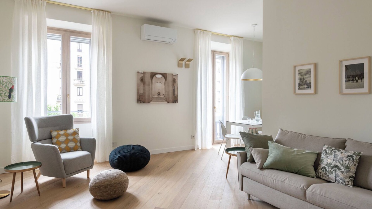 Central Station Apartment | OMNIA APARTMENT, wonderful home 2 BDR, 6 guests, Porta Venezia Milan city center