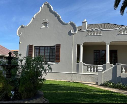 Riviersonderend House | On De La Vigne