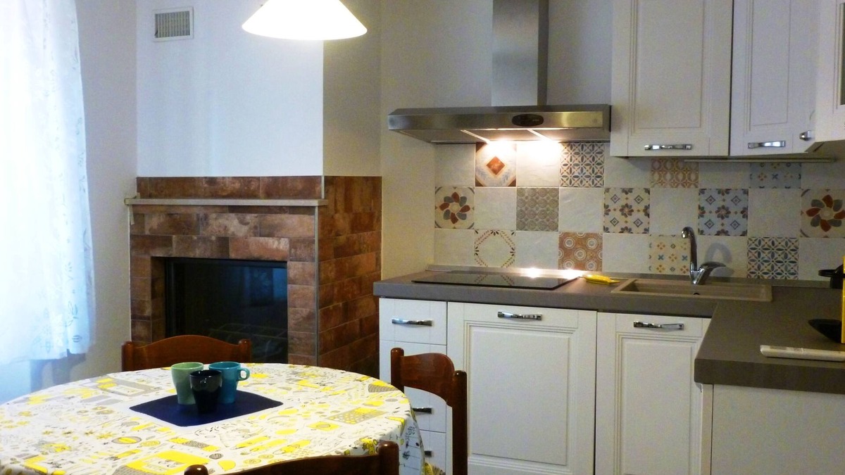 Monte Colombo Apartment | ON HOLIDAY BY ELISA apartment 6 beds ideal for families/groups
