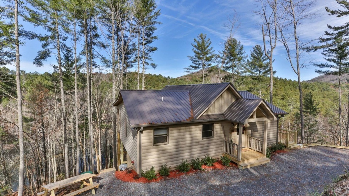 Cherry Log Cabin | On Lake Time | Cherry Log, GA