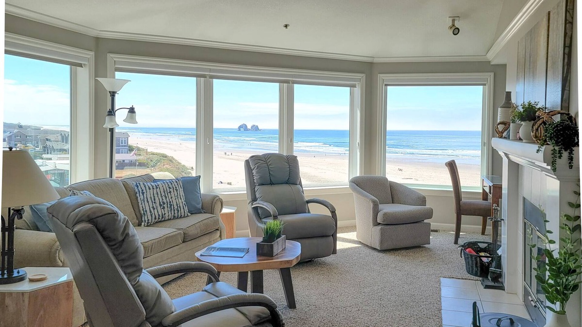Rockaway Beach Condo | ON the beach in Rockaway with panoramic views!