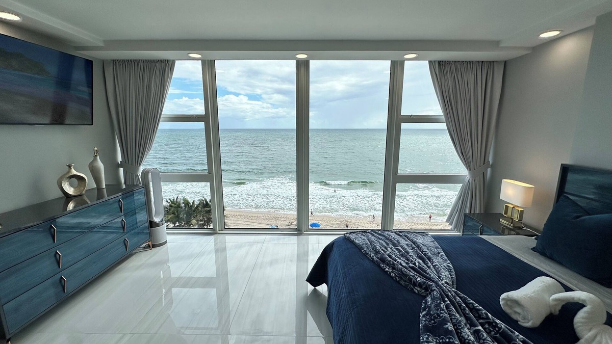 Galt Mile Condo | ON THE BEACH, OCEAN FRONT VIEW 2-bedroom Condo unit in fabulous Fort Lauderdale