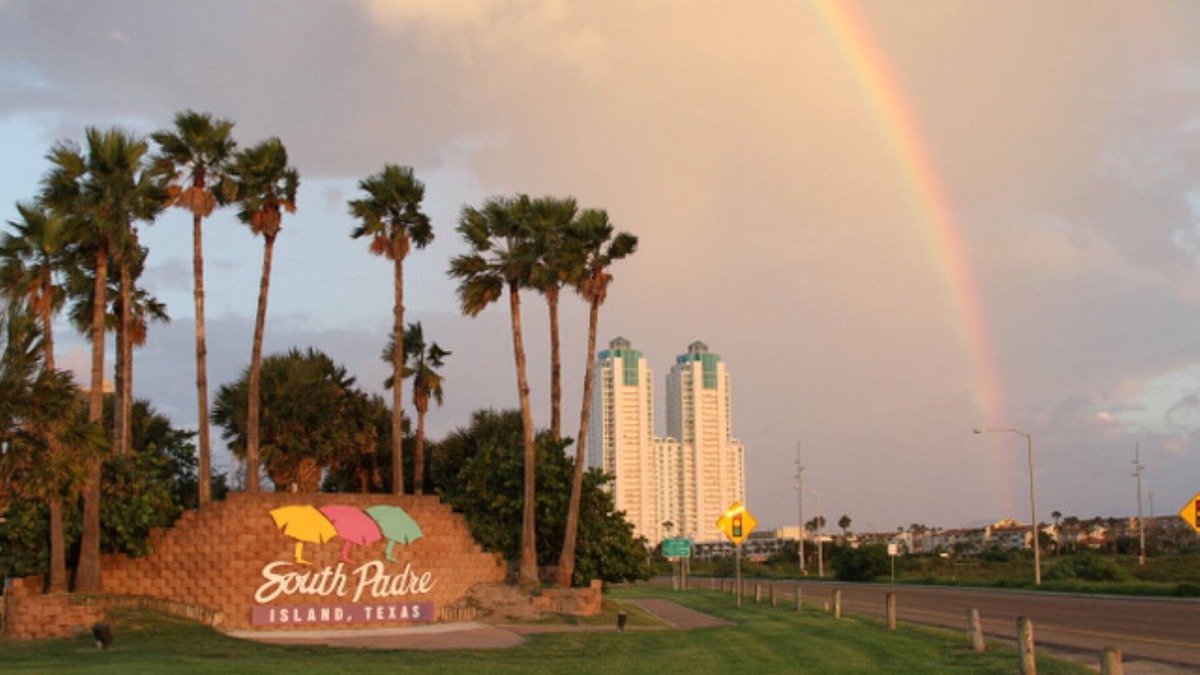 South Padre Island Condo | On the Beach with a MILLION DOLLAR view of the Gulf from our 6th Floor Condo.