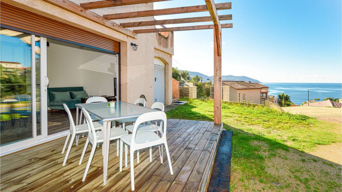 Tiuccia Apartment | On the hill of Tiuccia welcomes you this beautiful apartment with great sea view.