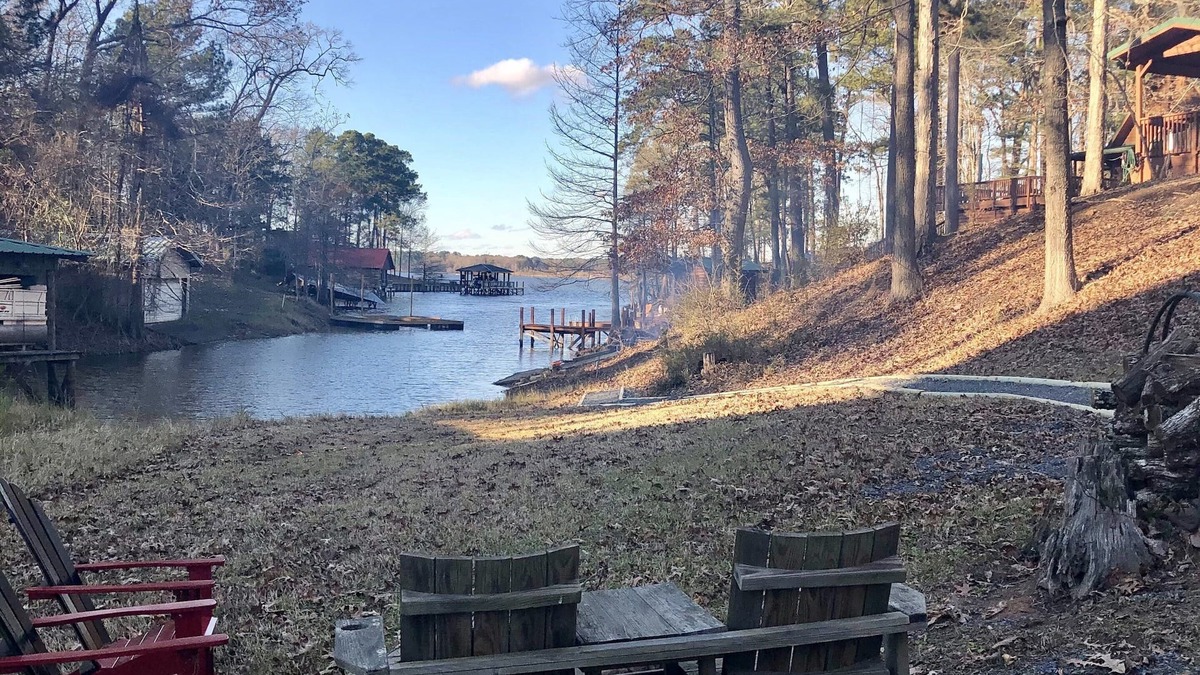 Negreet Cabin | Once a Part of the Beloved Shady Oak Lodge - Cabin 2, 4 beds w/Boat Ramp