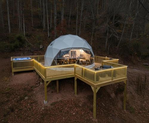 True Other | Once-in-a-Lifetime Escape Celestine Hot Tub Between Two State Parks