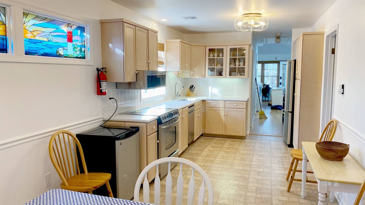 Ship Bottom Cottage | ***ONE AUGUST WEEK LEFT*** June and Sept still available!