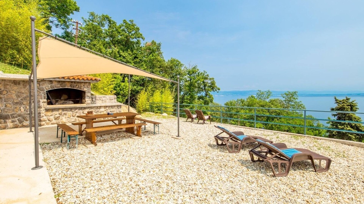 Obrs Apartment | One bedroom apartment with terrace and sea view Mošćenička Draga, Opatija (A-7766-c)