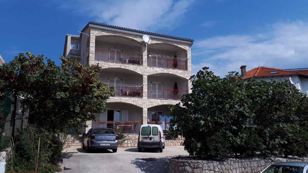 Novi Vinodolski Apartment | One-Bedroom Apartment Novi Vinodolski near Sea 3