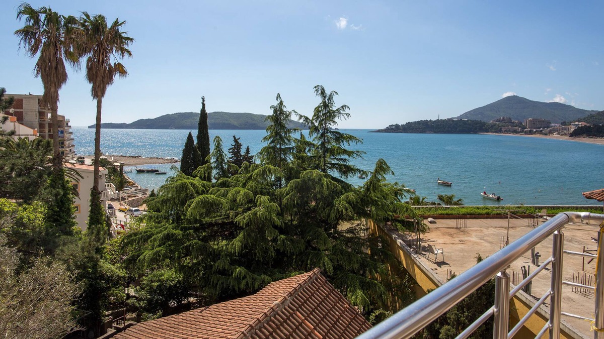 Rafajlovici Apartment | One bedroom apartment with sea view "Lumiere"
