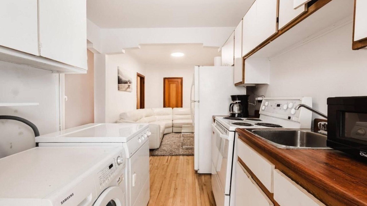 Sainte-Marie Apartment | One bedroom apartment with balcony