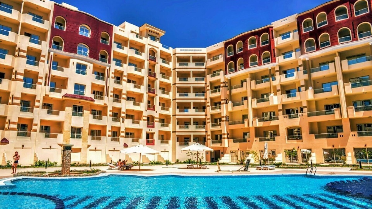 Corniche Road-Dahar Apartment | One-bedroom apartment on the Red Sea in Hurghada with pool and beach