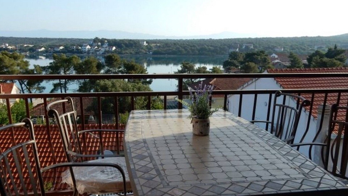 Loviste Apartment | One bedroom apartment with terrace and sea view Lovište, Pelješac (A-18656-c)