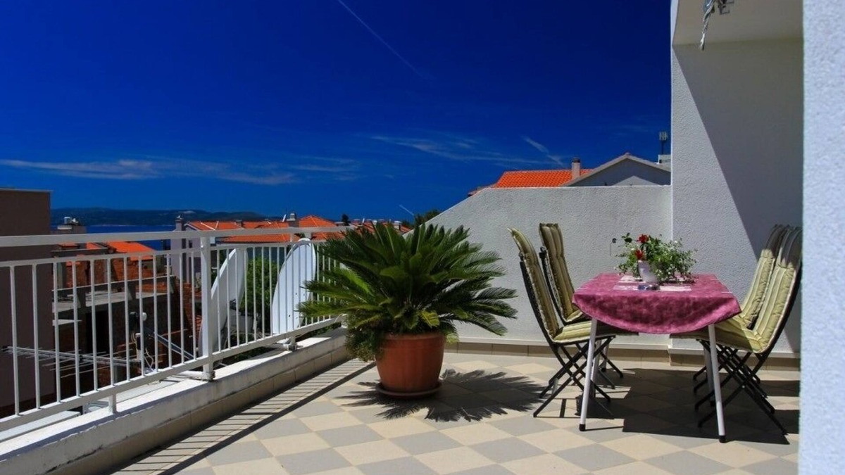 Ratac Apartment | One bedroom apartment with terrace and sea view Makarska (A-15200-c)