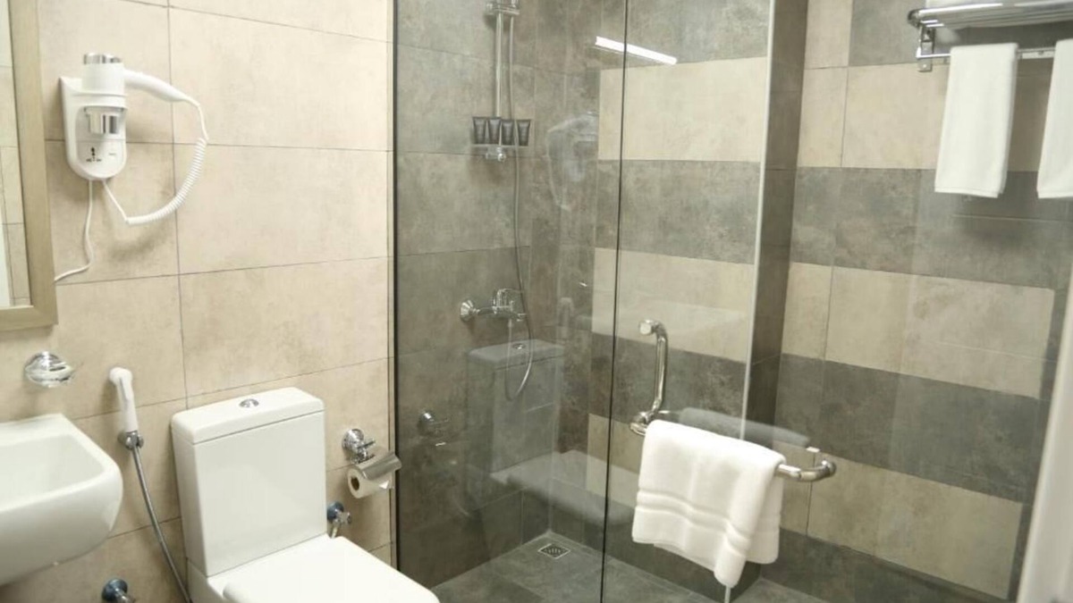 Al-Fujairah Apartment | One Bedroom Apartment Near Risk Cafe