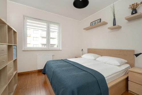 Psie Pole Apartment | One Bedroom Apartment Nadodrze with FREE GARAGE Wrocław by Noclegi Renters