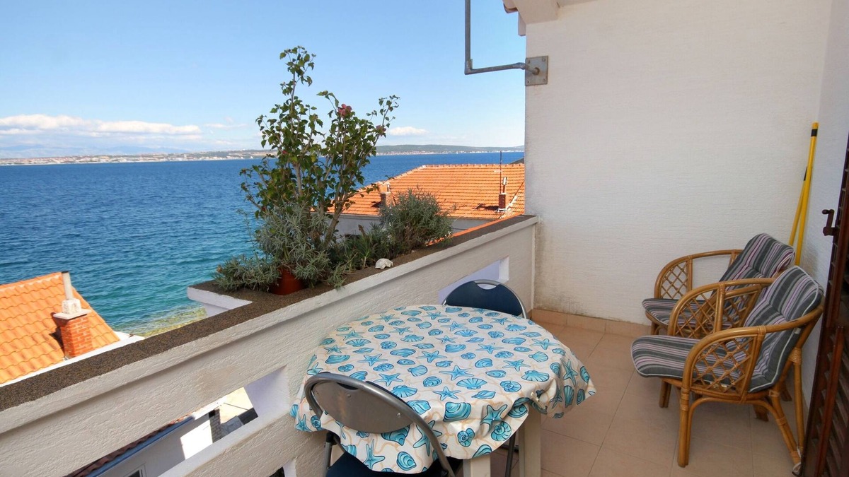 Kali Apartment | One bedroom apartment near beach Kali, Ugljan (A-837-b)