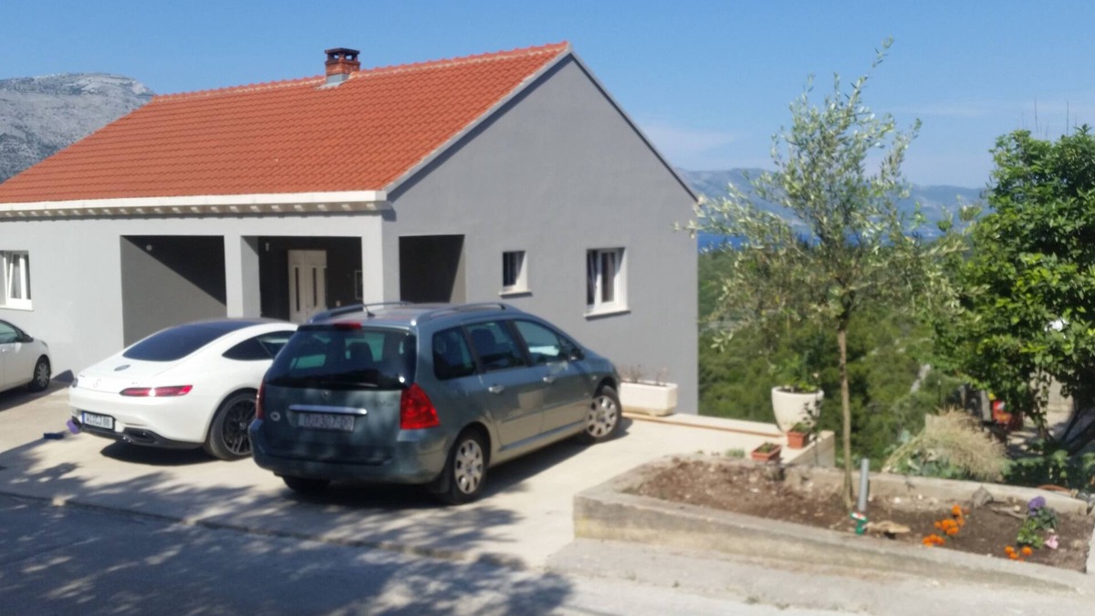 Zrnovo Apartment | One bedroom apartment with terrace and sea view Žrnovo, Korčula (A-16045-a)