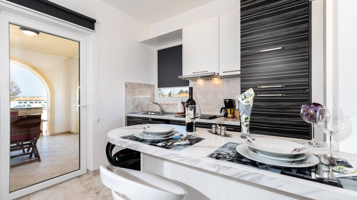 Punat Apartment | One bedroom apartment with terrace Punat, Krk (A-20553-a)