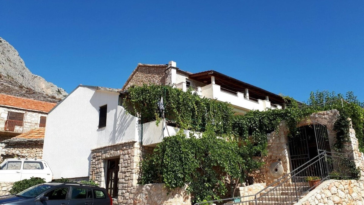 Ivan Dolac Apartment | One bedroom apartment with terrace and sea view Ivan Dolac, Hvar (A-8753-f)