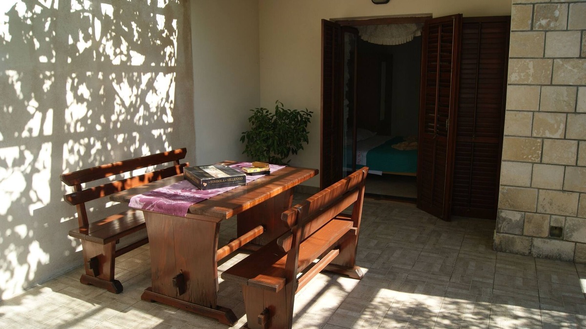 Zavala Apartment | One bedroom apartment with terrace and sea view Zavala, Hvar (A-15357-b)
