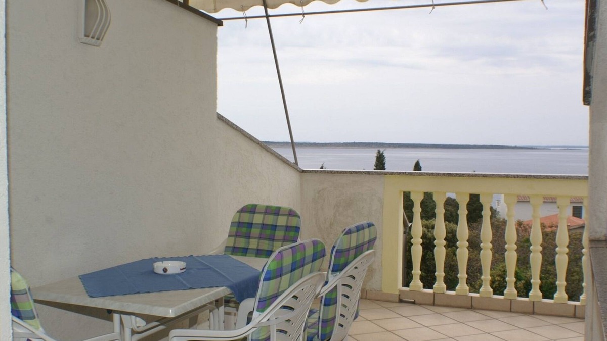 Mandre Apartment | One bedroom apartment with terrace and sea view Mandre, Pag (A-4098-b)