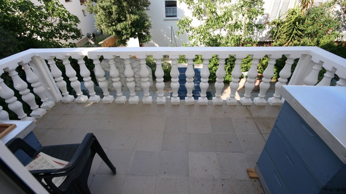 Mandre Apartment | One bedroom apartment with terrace Mandre, Pag (A-6405-e)