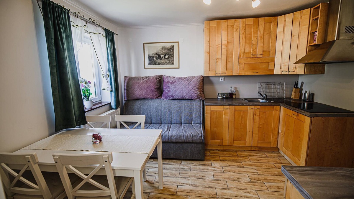 Podcetrtek Apartment | One bedroom app in Pony Ranch - Saisy